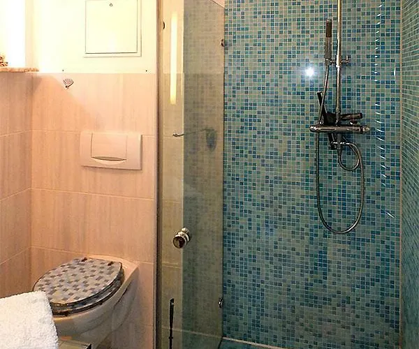 Hoellenstiege بيت للعطل *